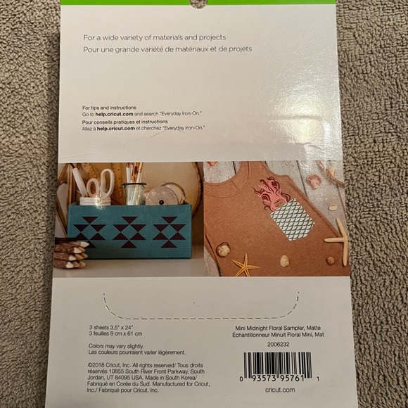 Cricut Vinyl iron-on 3 rolls. - Picture 2 of 2